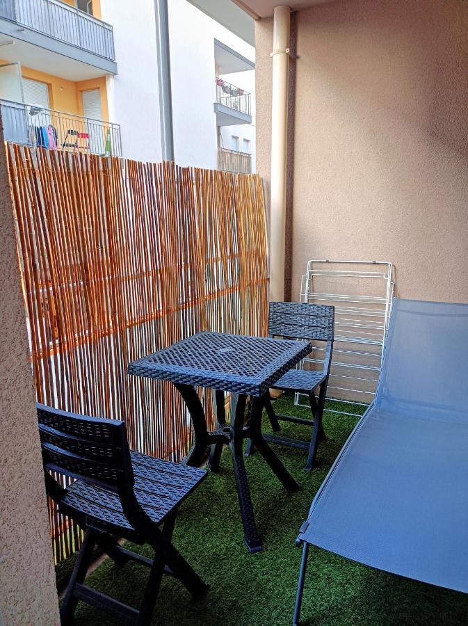 Ravissant Appartement T2 Proche Autoroute Et Centre-Ville Villefranche-sur-Saone Luaran gambar