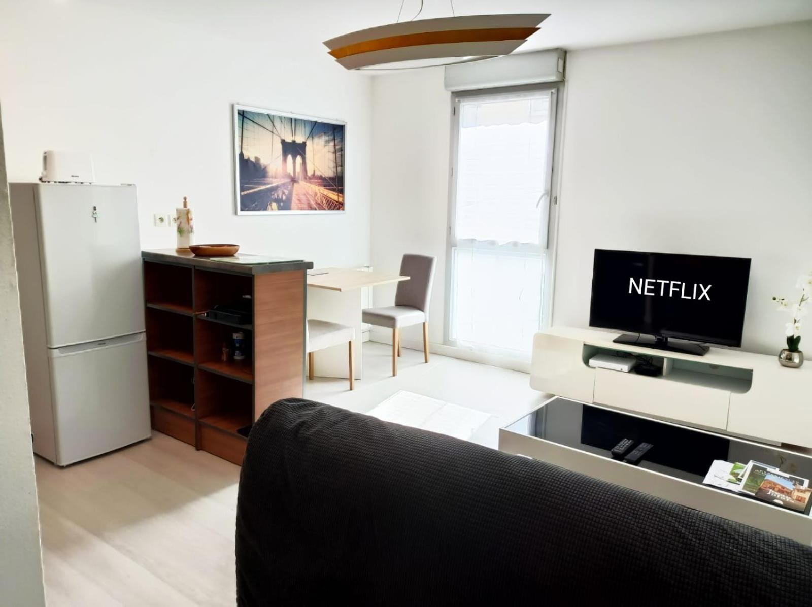 Ravissant Appartement T2 Proche Autoroute Et Centre-Ville Villefranche-sur-Saone Luaran gambar